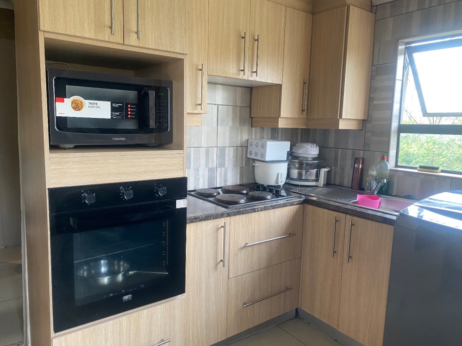 2 Bedroom Property for Sale in Mdantsane Nu 13 Eastern Cape